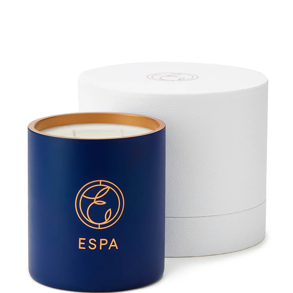Frankincense and Myrrh Deluxe Candle - 410g Image 1